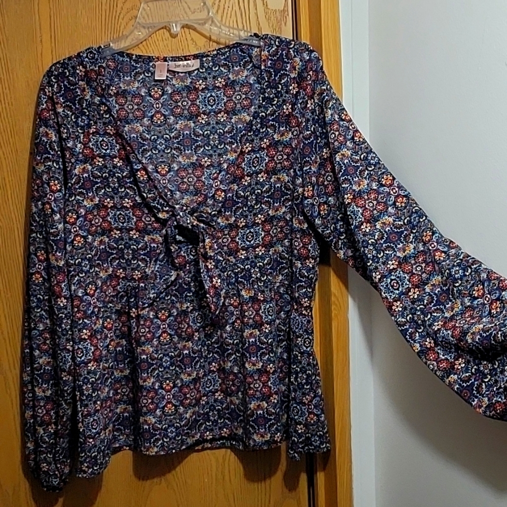 Willow and Root Blouse Top